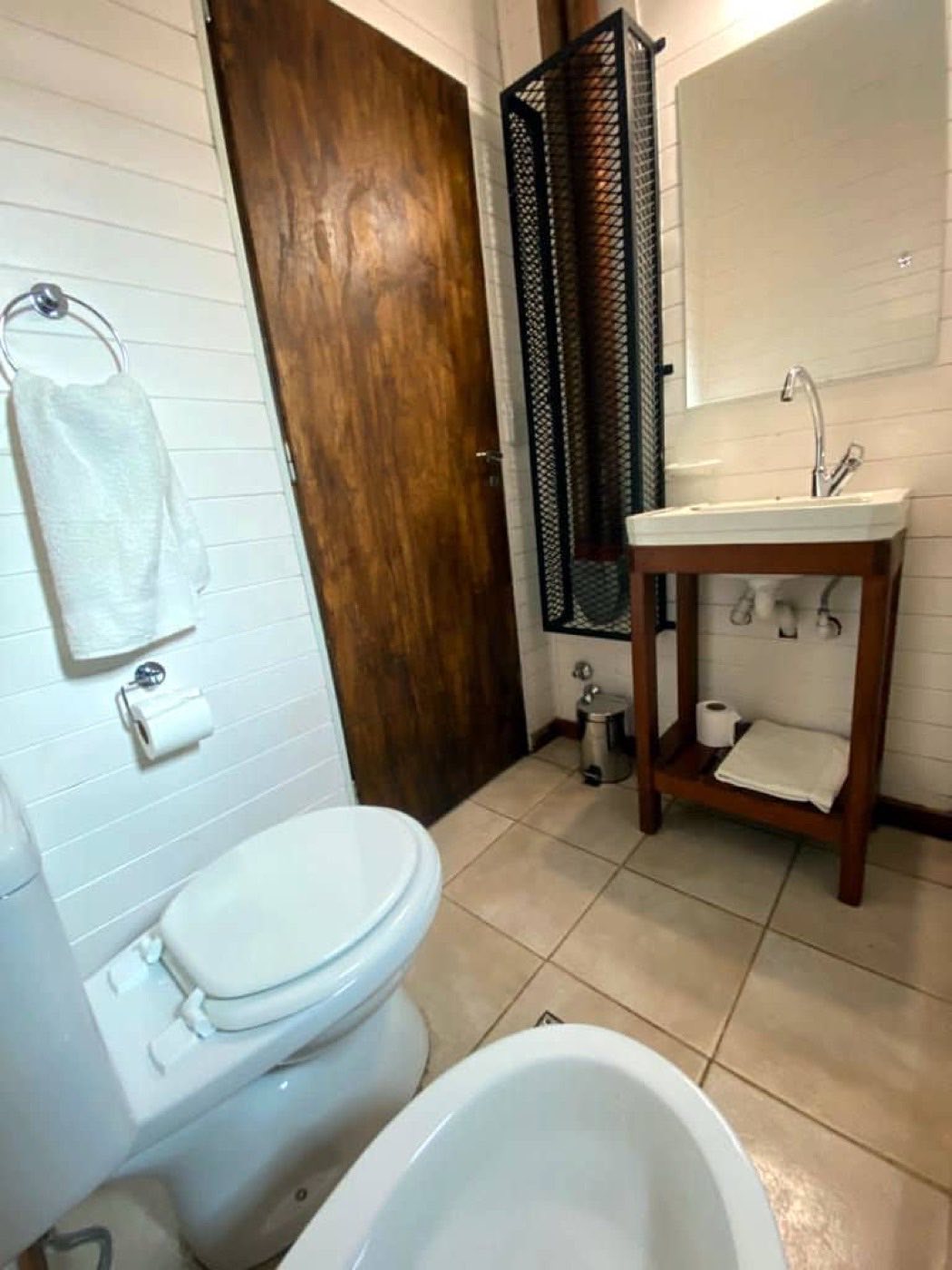Baño del Chalet Rústico